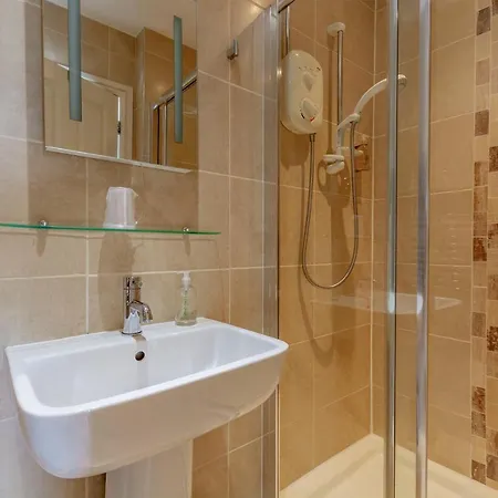 Bed & Breakfast Lakeland House 4*