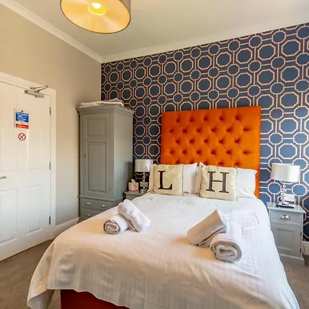 Lakeland House B&B