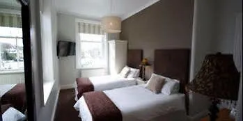Lakeland House B&B
